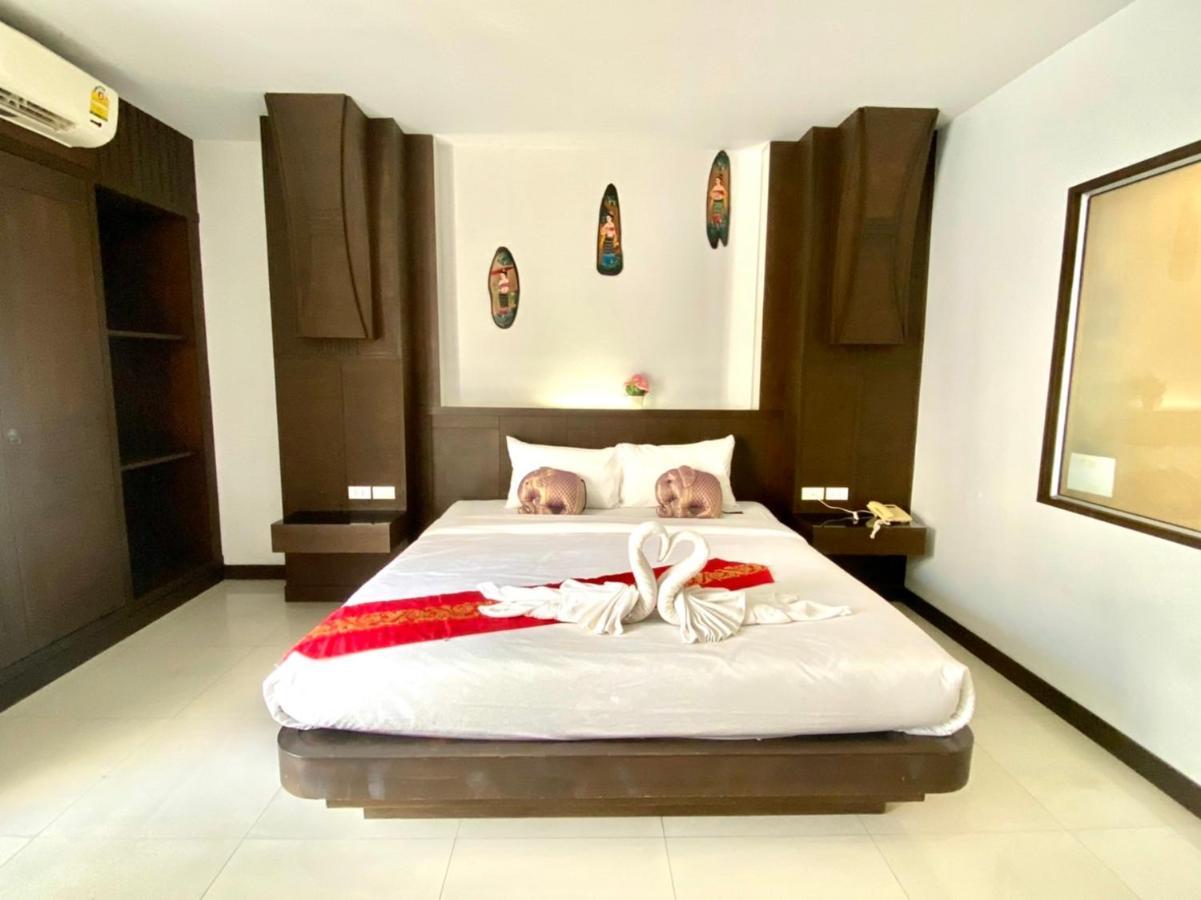 One World One Home Patong 2 Exterior photo