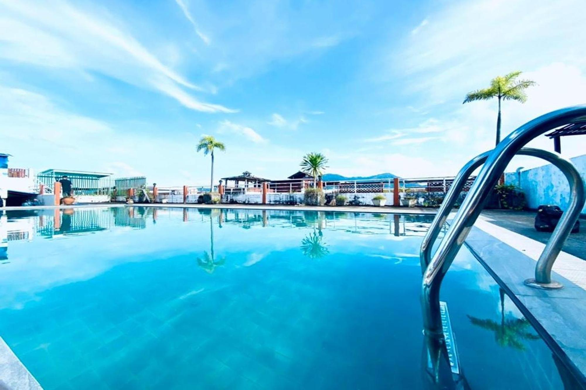 One World One Home Patong 2 Exterior photo